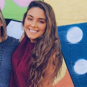 Meet your Posher, Renee